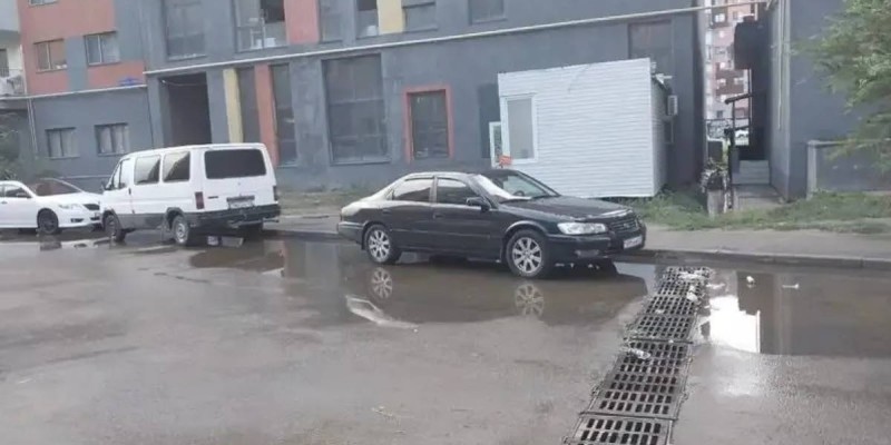 В Казахстане введут оплату за использование ливневой канализации: кто и сколько заплатит