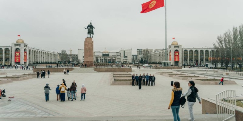 В Кыргызстане составили список тех, кто грабил страну