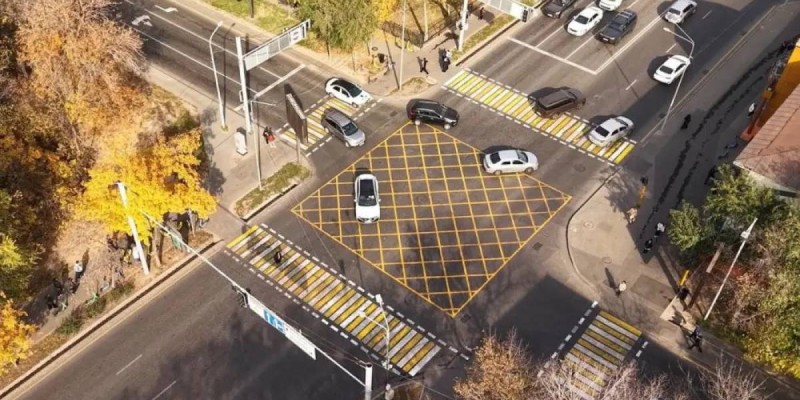 Когда начнут штрафовать за выезд на "вафельницу" в Алматы