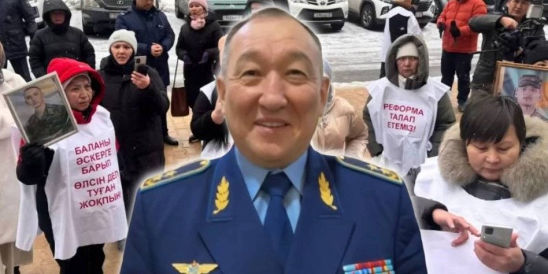 «Да что вы говорите!» Министра обороны рассмешил вопрос о гибели солдат в армии