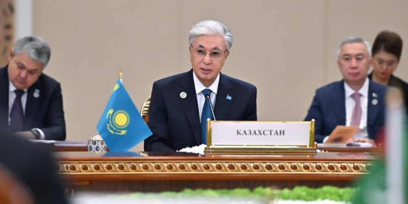 Токаев поблагодарил главу Азербайджана за решение снять санкции