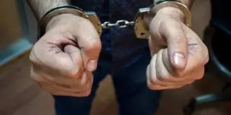 КНБ задержал полицейских за взятки в Жетысу