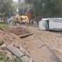 Газ рванул в Алматы: машина перевернулась, люди пострадали