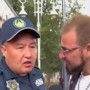 Скандал: полицейский остановил блогера за объятия с девочкой