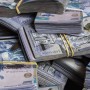 «Золотой» бизнес на миллиарды построили бухгалтера отдела образования в Туркестане