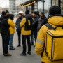 На условия труда в компании, Алагузова пожаловались курьеры