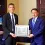 Жаслан Мадиев встретился с главой NASA на Байконуре