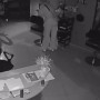 Обокрала собственное место работы и попыталась сбежать: сотрудницу задержали на вокзале