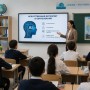 В школах Казахстана изменят подход к оцениванию и внедрят новые предметы
