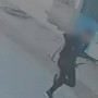 11 человек пострадали при стрельбе возле школы